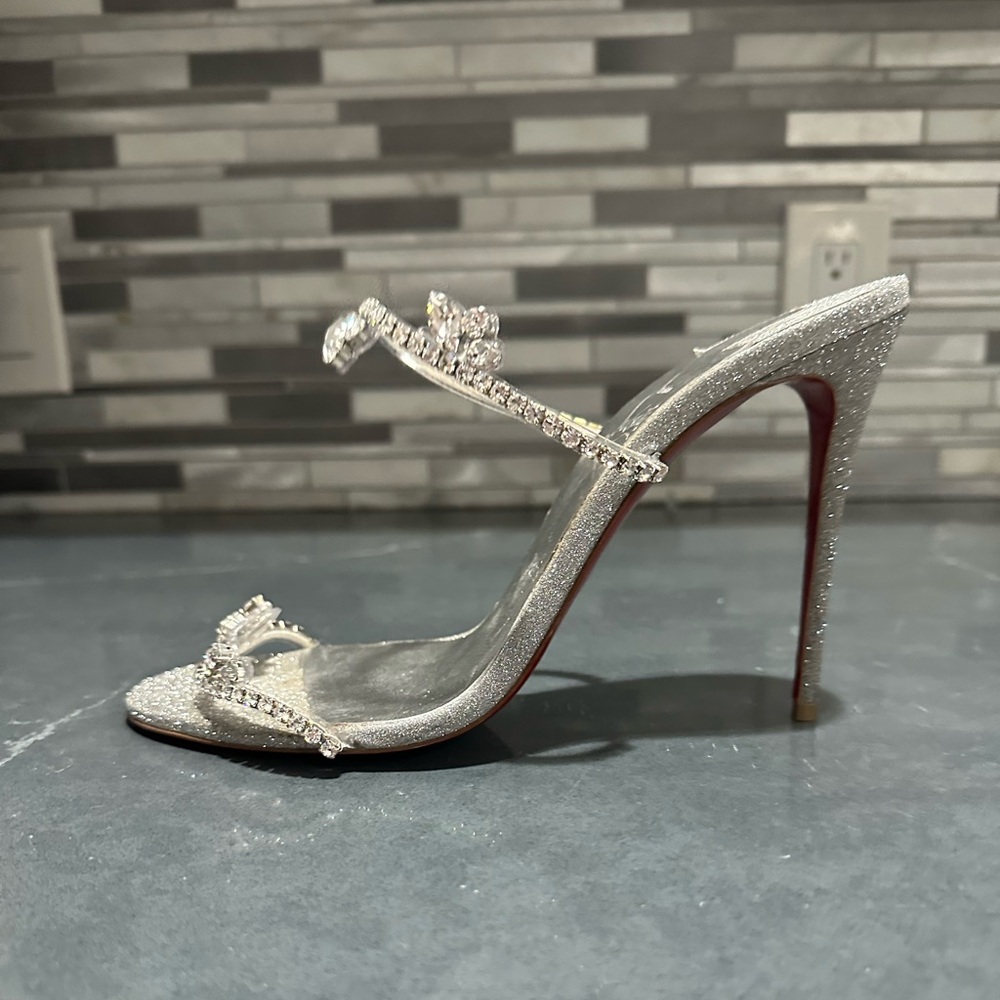 Christian Louboutin Just Queen 100mm crystal-embellished sandal - Picture 3 of 9